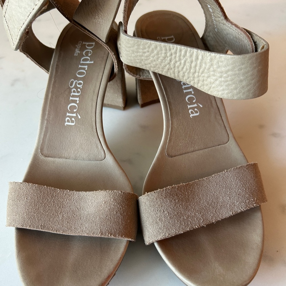 Pedro Garcia Women's Cream Sandals